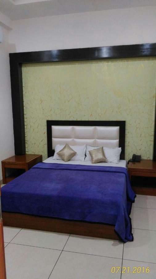 אגרה Hotel Kirandeep Agra מראה חיצוני תמונה